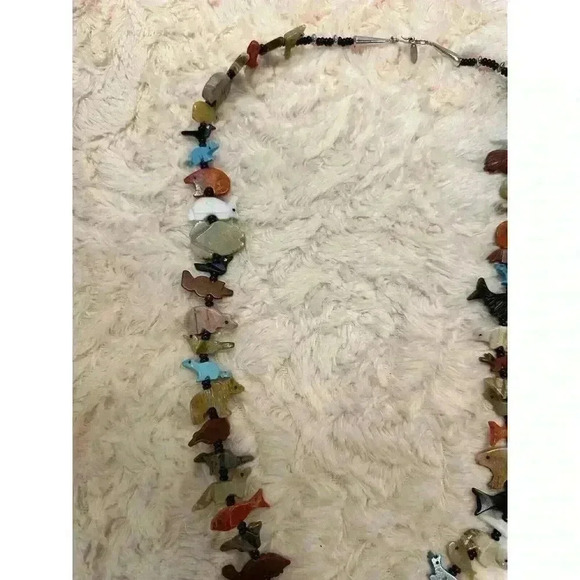 Zuni Fetish necklace - Picture 7 of 9